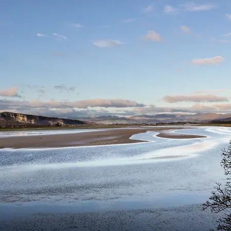 Redhills Barn * Arnside